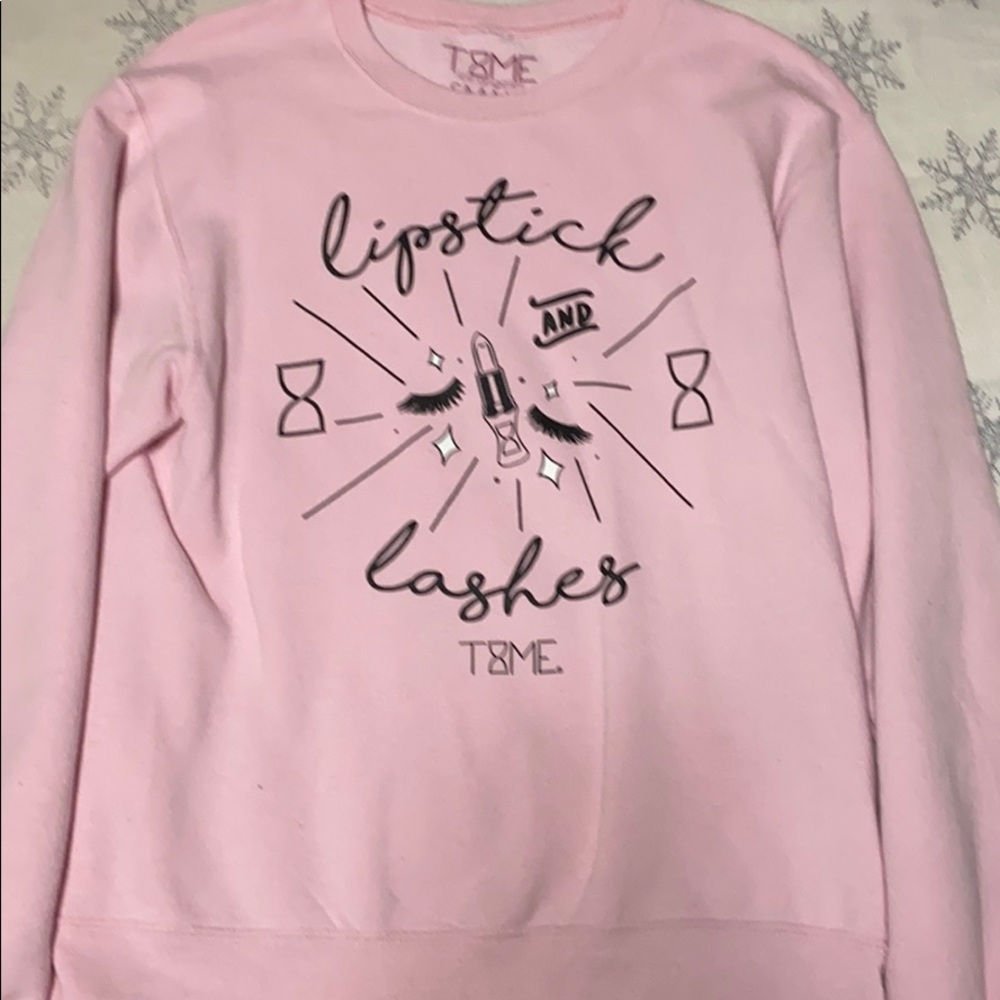 Lipstick & Lashes Sweater✨